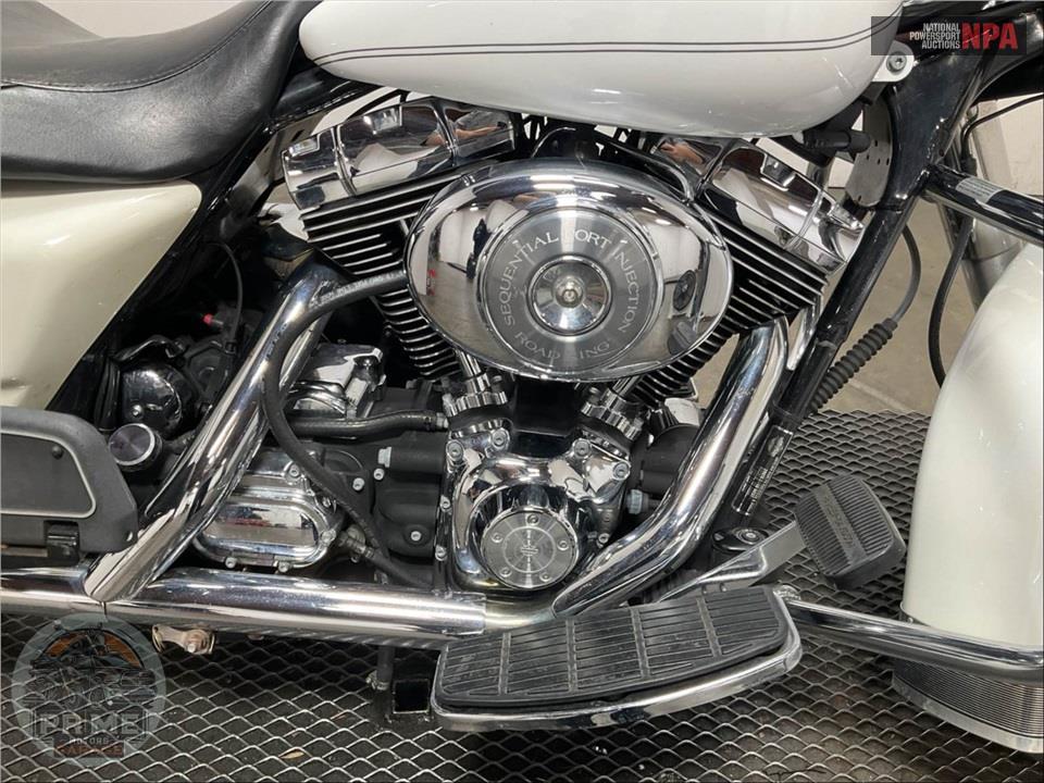 2004 Harley-Davidson FLHRCI ROAD KING CLASSIC — фото 6