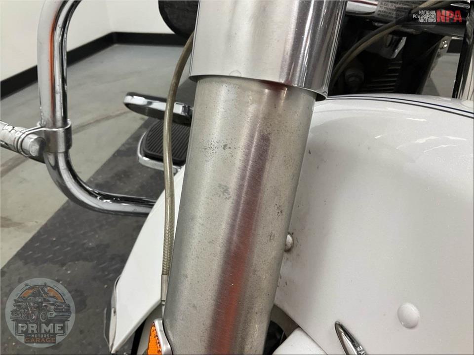 2012 Harley-Davidson FLHRC ROAD KING CLSC — фото 36