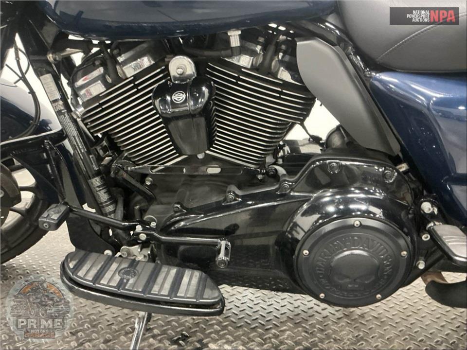 2019 Harley-Davidson FLHXS STREET GLIDE SPECIAL — фото 7