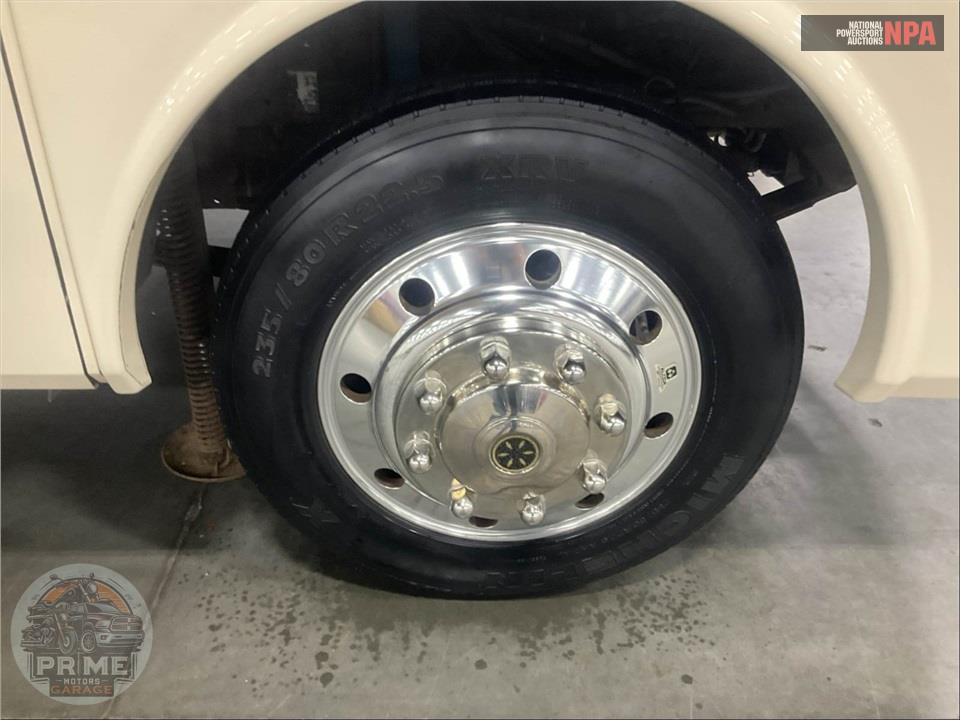 2009 Bounder M-35H FORD 362HP — фото 49