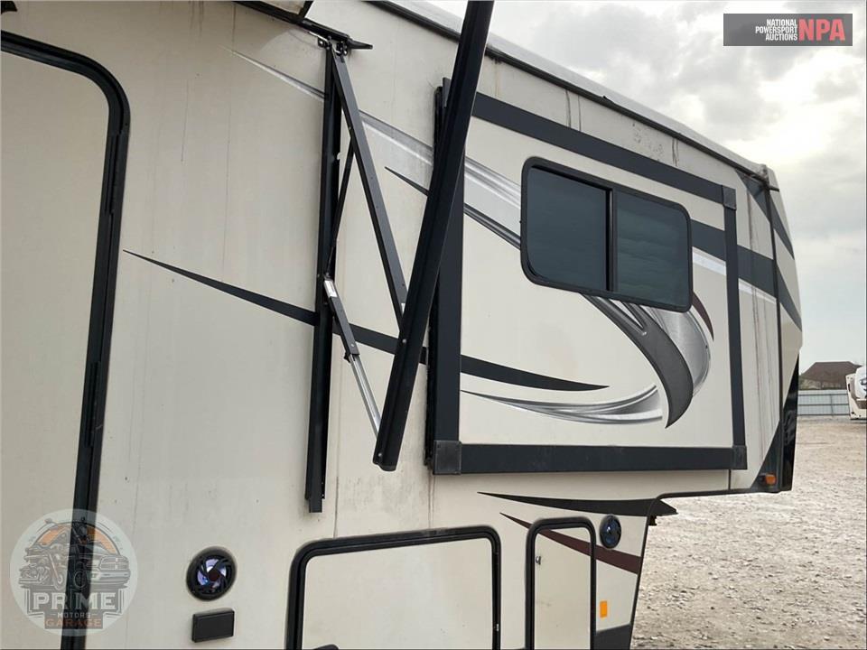2019 Sandpiper By Forest River M-379FLOK - FIFTH WHEEL SERIES — фото 21
