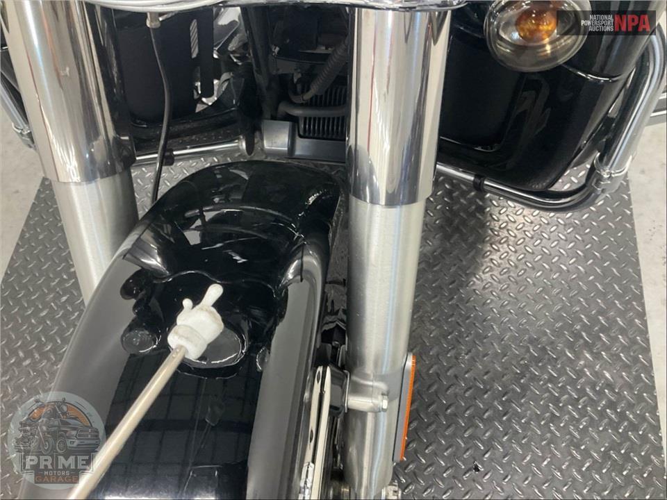 2013 Harley-Davidson FLHTCUTG TRIGLIDE UL CLSC — фото 14