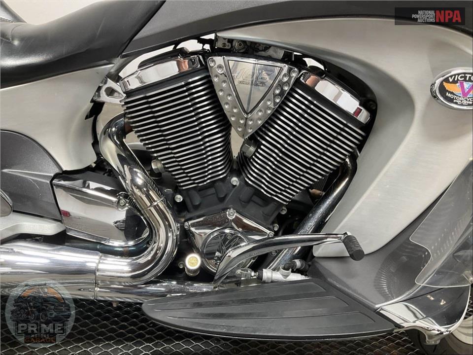 2008 Victory Motorcycles VISION TOUR — фото 6