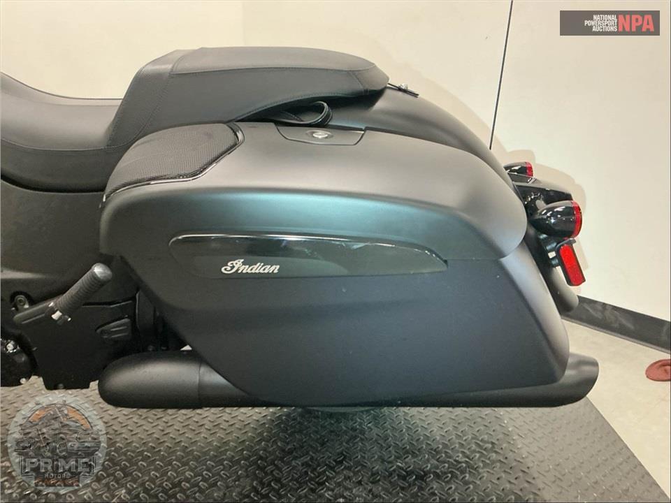 2025 Indian Motorcycle CHIEFTAIN DARK HORSE WITH POWERBAND AUDIO PACKAGE (BLACK) — фото 17