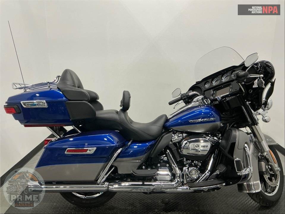 2017 Harley-Davidson FLHTK ULTRA LIMITED — фото 1