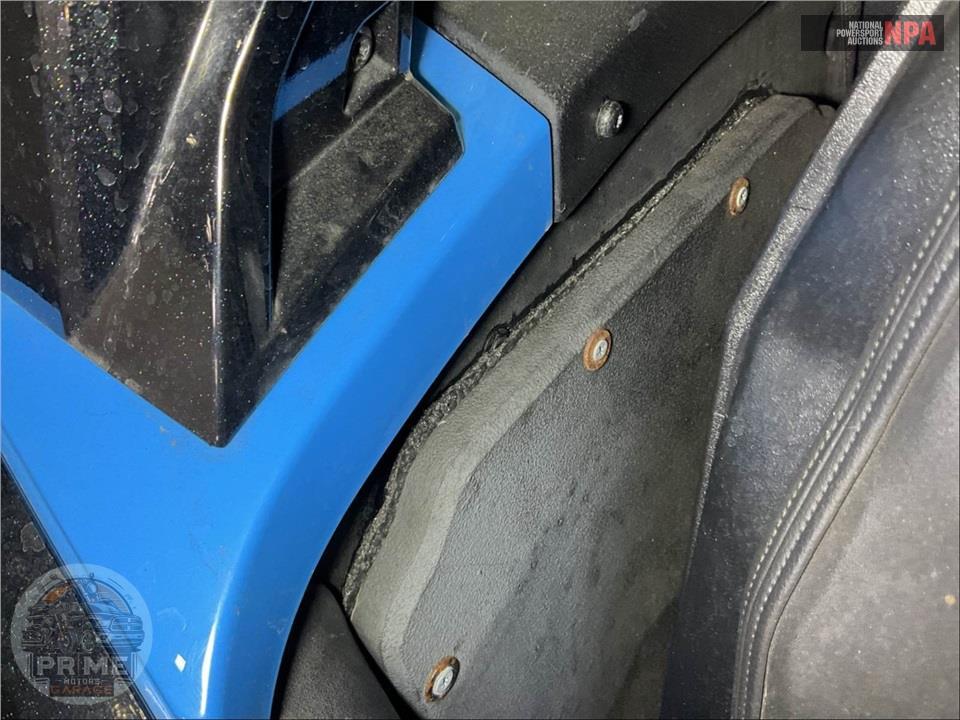 2020 Polaris SLINGSHOT R AUTODRIVE — фото 16
