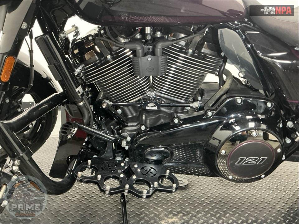 2025 Harley-Davidson FLHXSE CVO STREET GLIDE — фото 7