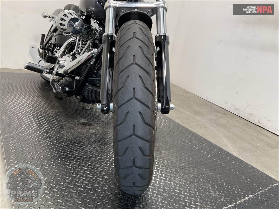 2015 Harley-Davidson FXSB BREAKOUT — фото 18