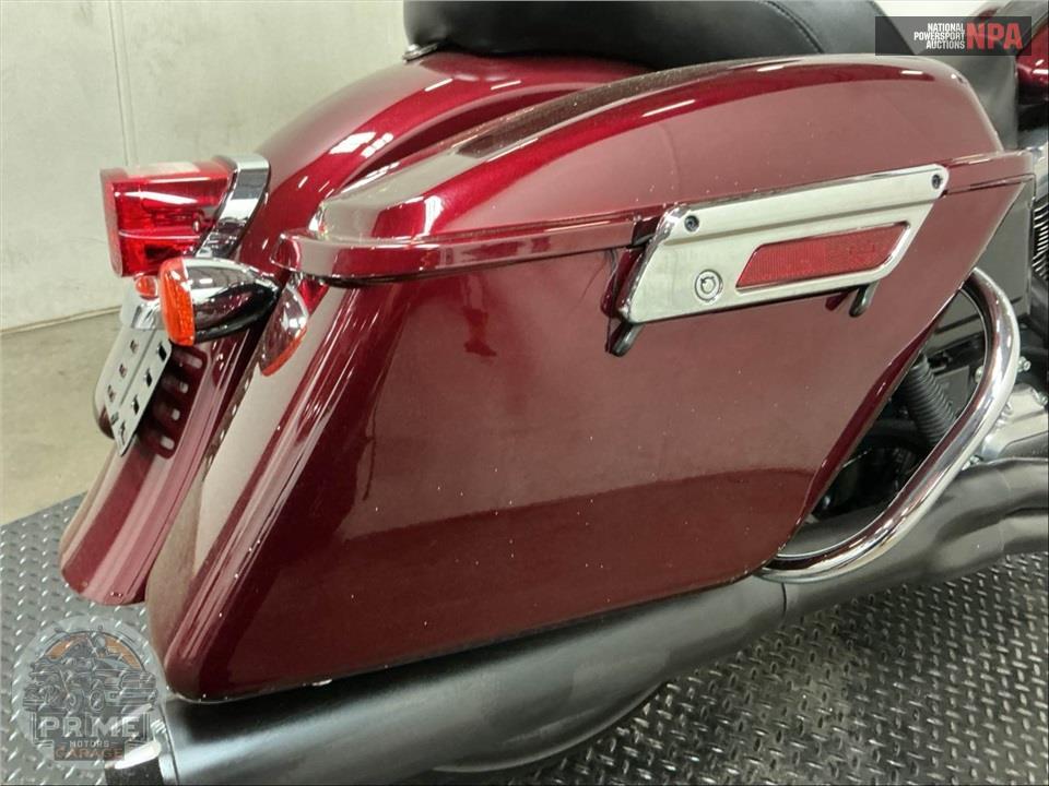2015 Harley-Davidson FLD-103 DYNA SWITCHBACK — фото 21