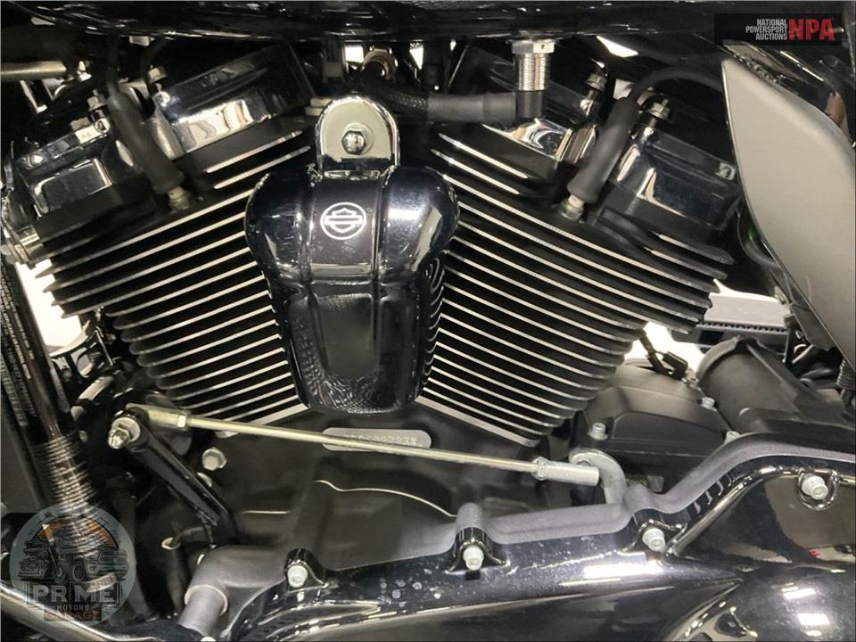 2023 Harley-Davidson FLTRK ROAD GLIDE LIMITED — фото 7