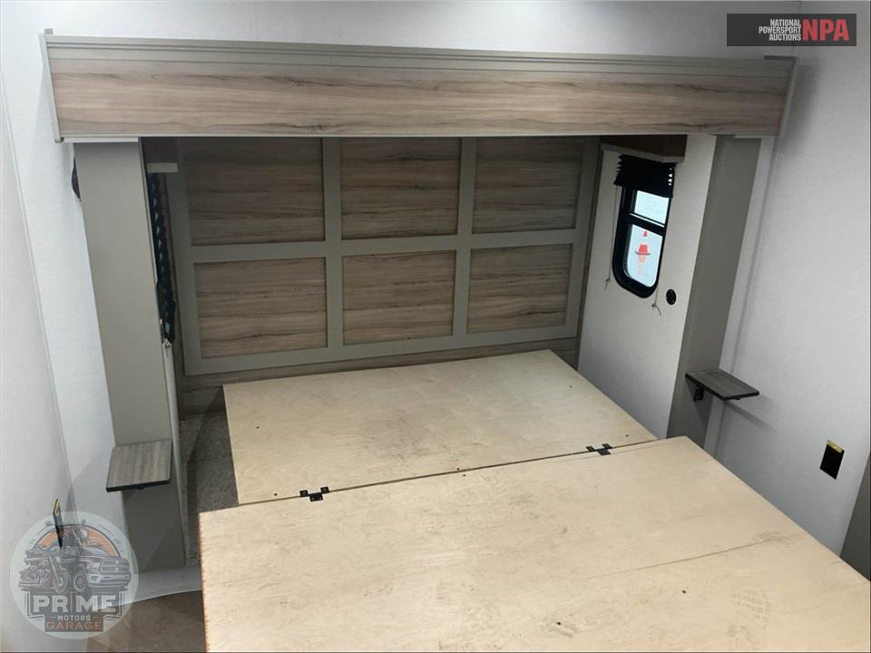 2025 Keystone Rv M-3840 LRK - SPRINTER FIFTH WHEEL SERIES — фото 10