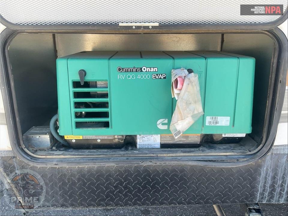 2015 Rubicon M-2500 - TOY HAULER SERIES — фото 39