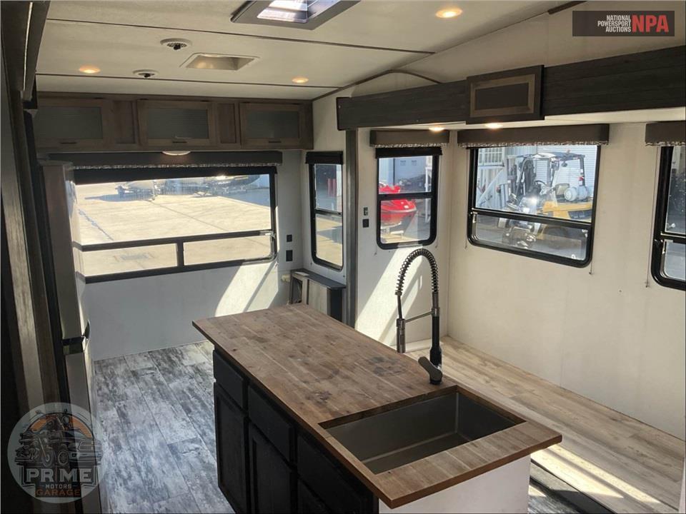 2020 Keystone Rv M-3570 FWLFT - SPRINTER LIMITED FIFTH WHEEL SERIES — фото 6