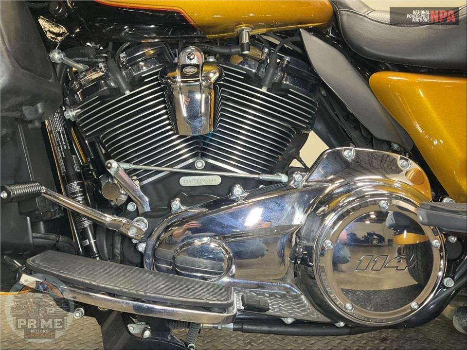 2023 Harley-Davidson FLHTCUTG TRI GLIDE ULTRA CLASSIC — фото 7