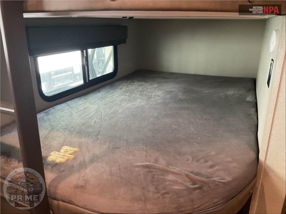 2022 Grand Design Recreational Vehicles M-2800BH - IMAGINE SERIES — фото 14