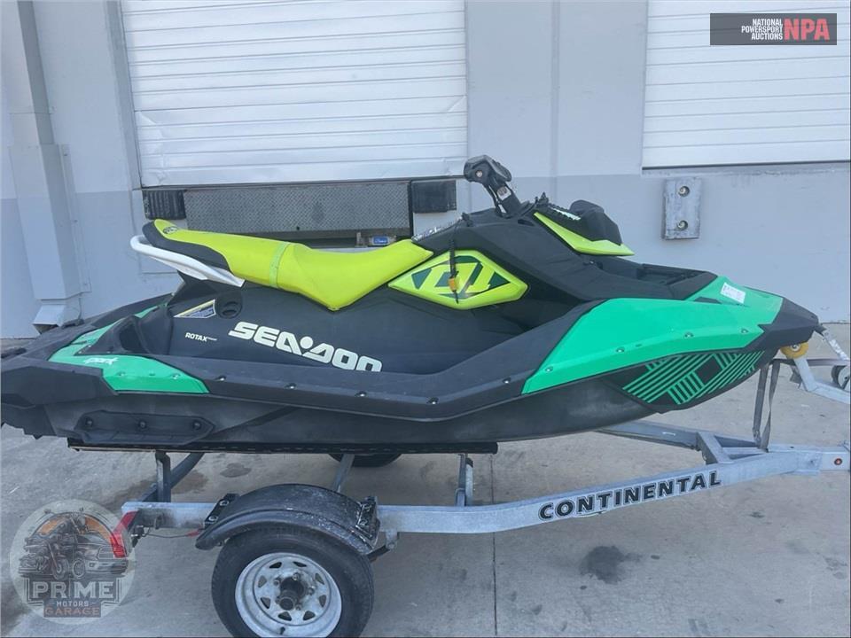 2021 Seadoo/Brp SPARK 3UP TRIXX — фото 1