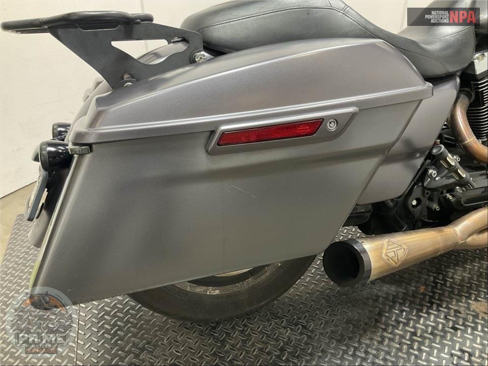 2015 Harley-Davidson FLHX STREET GLIDE — фото 22