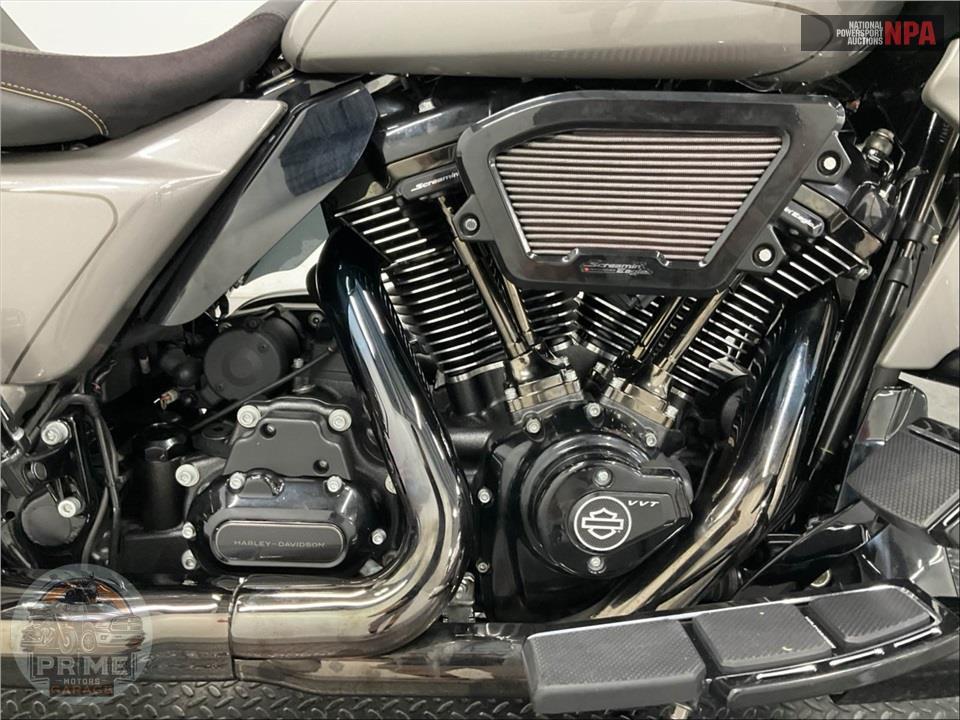2023 Harley-Davidson FLTRXSE CVO ROAD GLIDE — фото 6