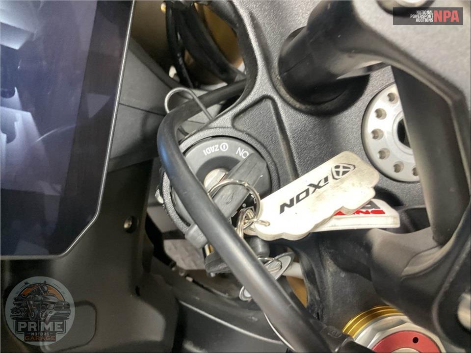 2022 Aprilia TUONO V4 RR 1100 — фото 18