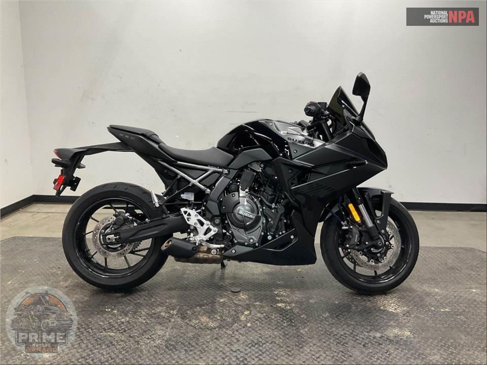 2025 Suzuki GSX800FRQM5 GSX-8R — фото 1