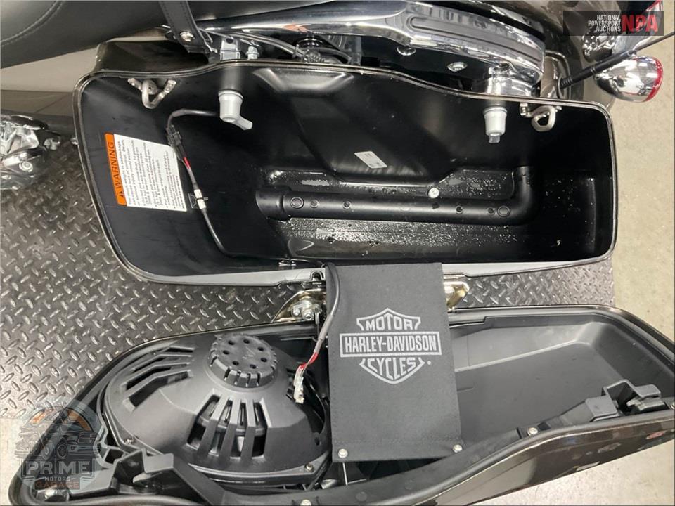 2021 Harley-Davidson FLHX STREET GLIDE — фото 19