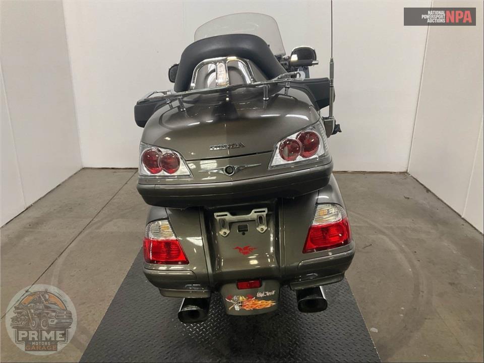 2010 Honda GL1800HPNAMA GLDWNG ABS** — фото 4