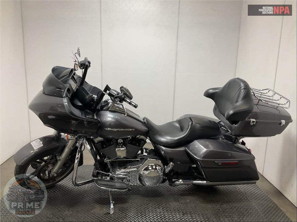 2016 Harley-Davidson FLTRX ROAD GLIDE — фото 3