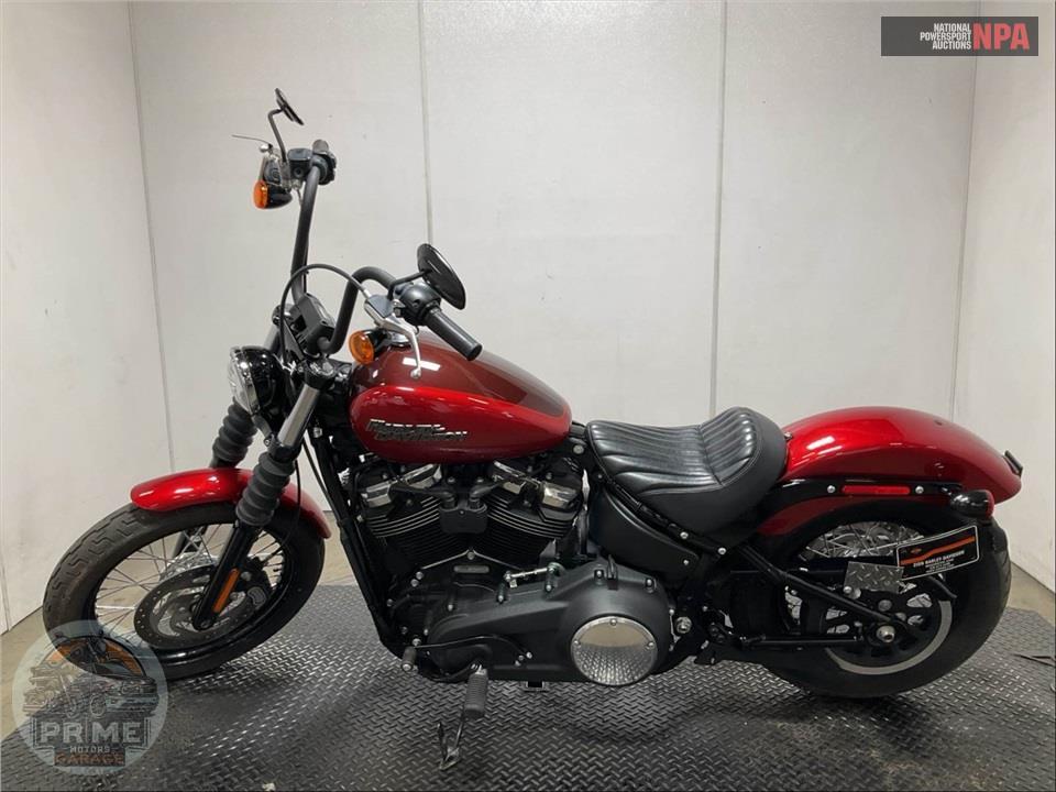 2018 Harley-Davidson FXBB STREET BOB — фото 3