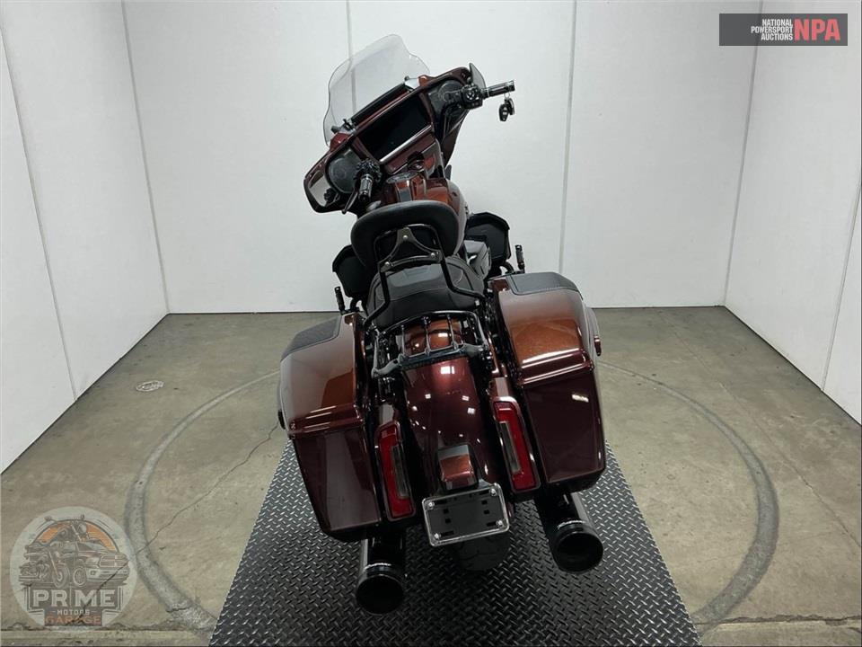 2024 Harley-Davidson FLHXSE CVO STREET GLIDE — фото 4
