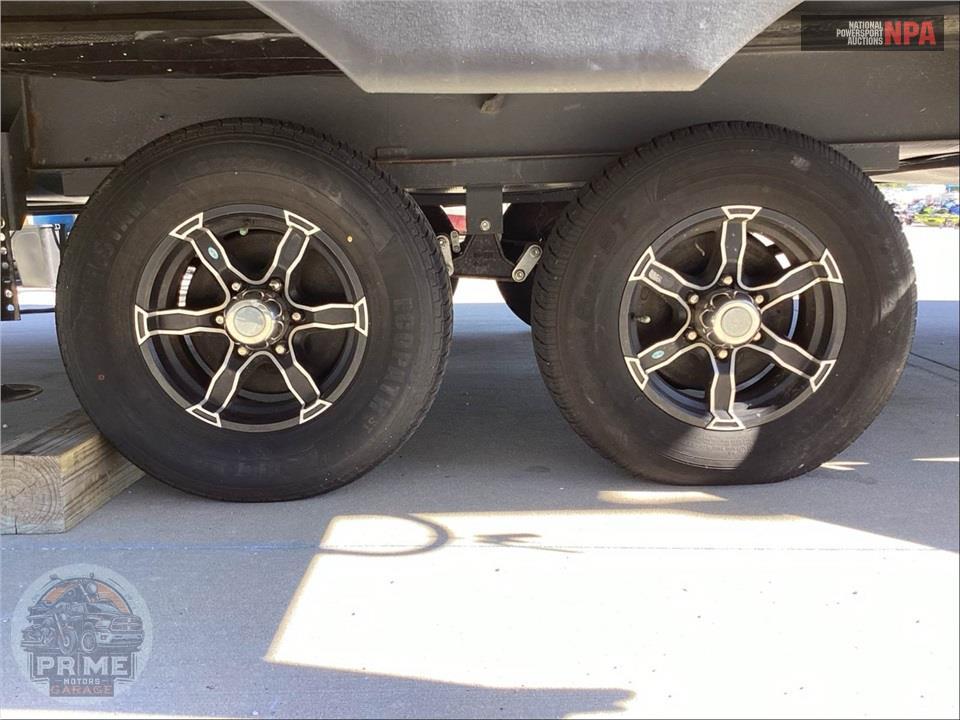 2022 Cherokee By Forest River M-291RL ARCTIC WOLF FIFTH WHEEL SERIES — фото 26