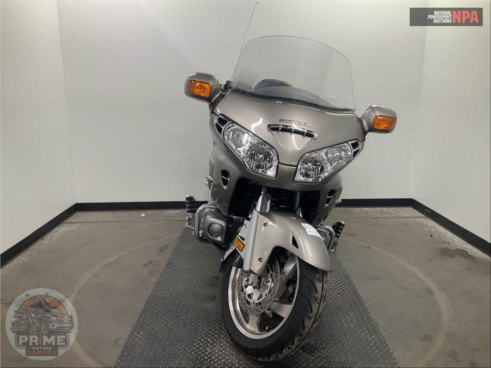 2002 Honda GL18002 GOLDWING — фото 2
