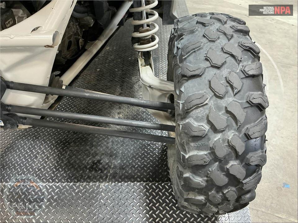 2023 Can-Am MAVERICK X3 MAX X RS TURBO RR SMART-SHOX 72 (RED OR BLUE) — фото 26