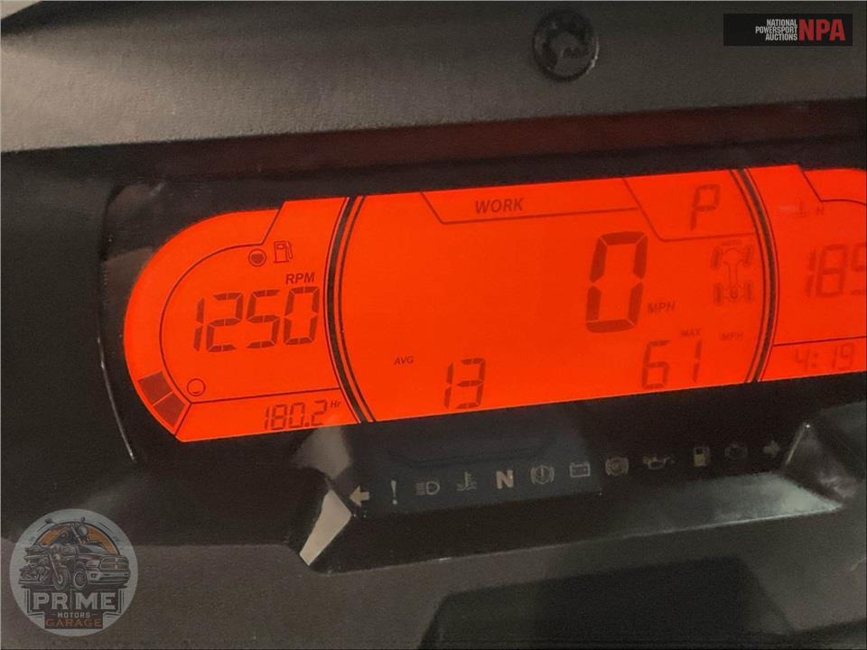 2025 Can-Am DEFENDER MAX LIMITED CAB HD10 — фото 6