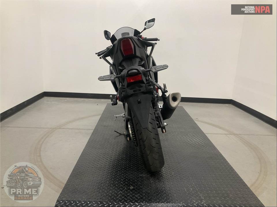 2026 Yamaha YZF-R3 — фото 4