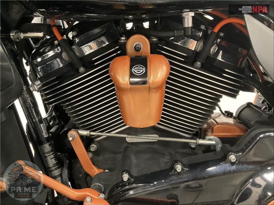 2019 Harley-Davidson FLTRXS ROAD GLIDE SPECIAL — фото 7