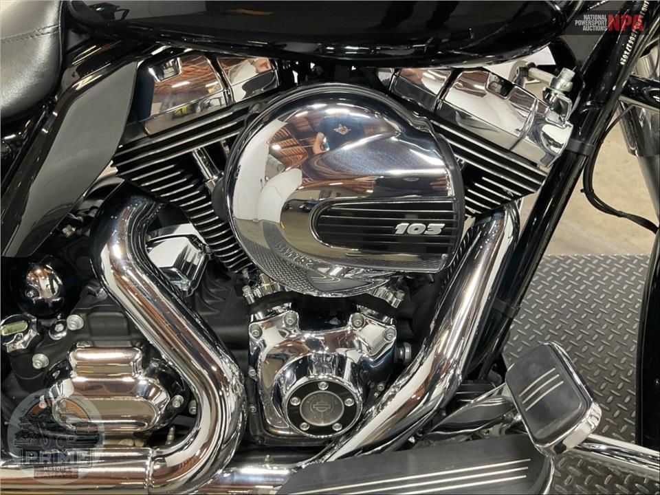 2016 Harley-Davidson FLHXS STREET GLIDE SPECIAL — фото 6