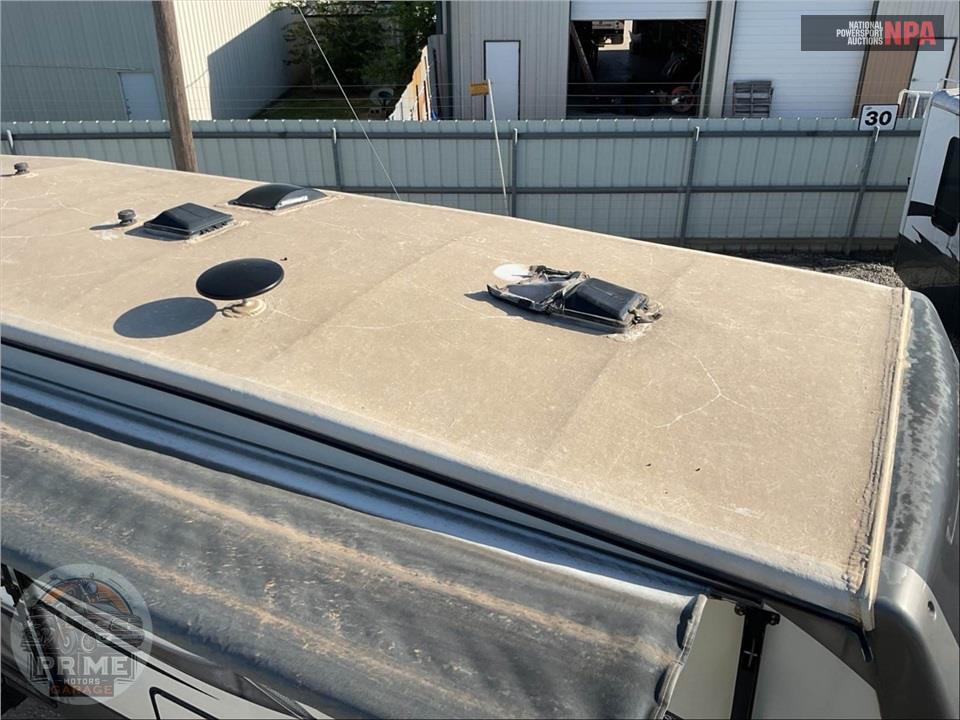 2018 Crossroads Rv M-3751 BH - VOLANTE HP FIFTH WHEEL SERIES — фото 47