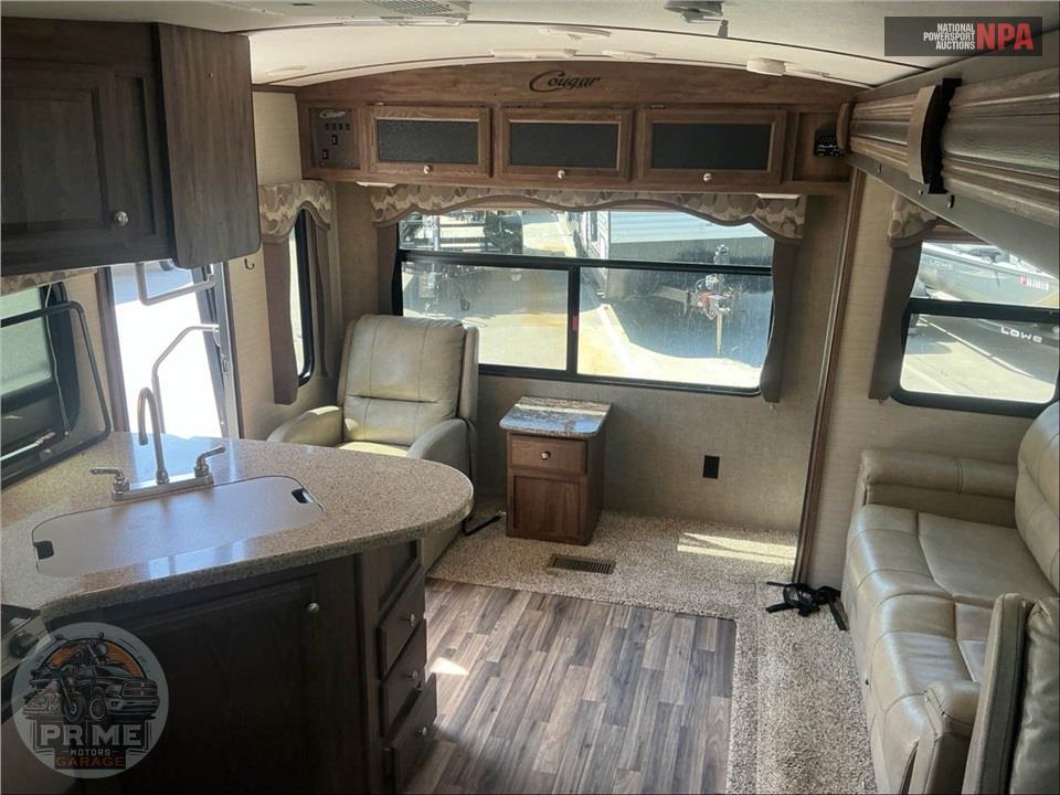 2017 Keystone Rv M-28 RLS - COUGAR X-LITE SERIES — фото 9