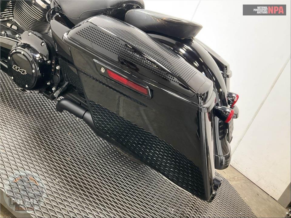 2020 Harley-Davidson FLTRXS ROAD GLIDE SPECIAL — фото 20