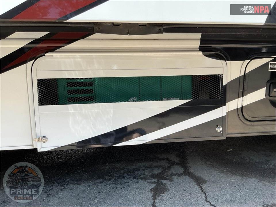 2018 Jayco M-30 XP FORD E450 - GREYHAWK PRESTIGE SERIES — фото 33