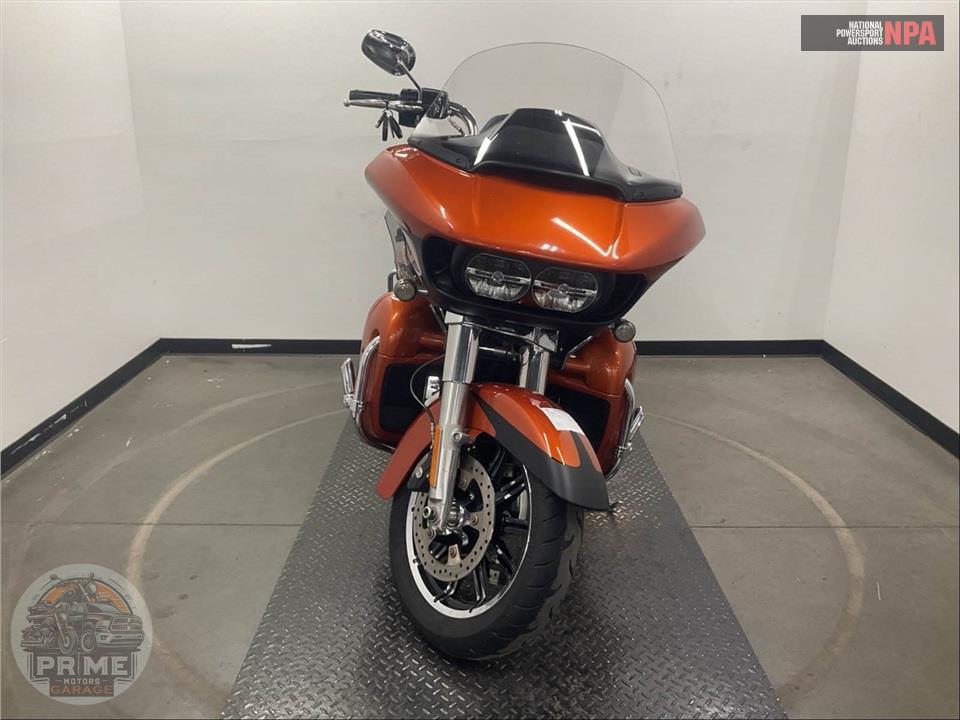 2019 Harley-Davidson FLTRU ROAD GLIDE ULTRA — фото 2