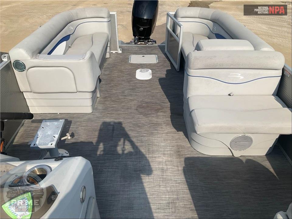 2023 Bennington Pontoons 22 SS(*) S SERIES L=23/E=1-150HP MERCURY OB — фото 33