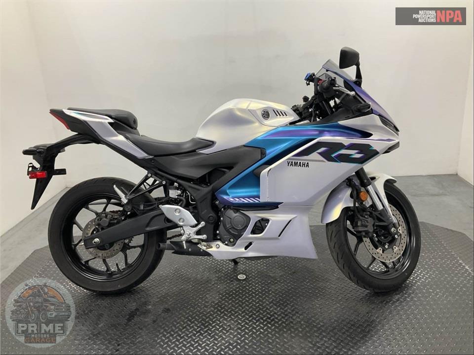 2025 Yamaha YZF-R3 — фото 1