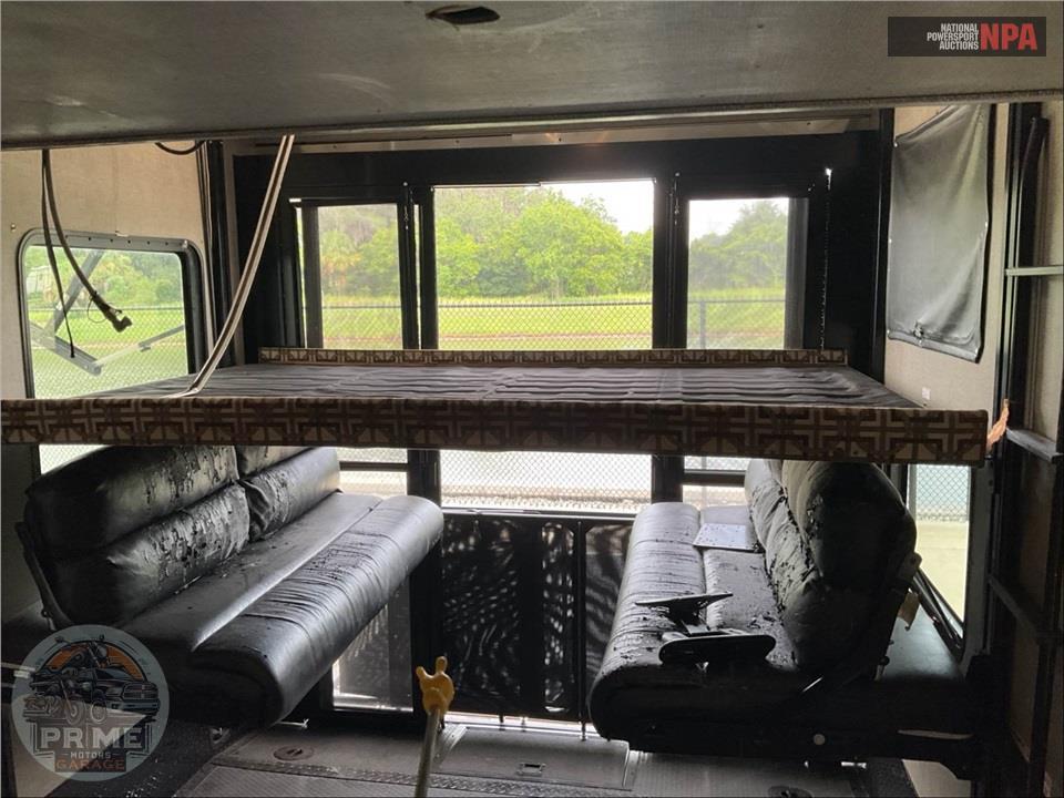 2016 Keystone Rv M-352 TS - RAPTOR TOY HAULER TOY HAULER SERIES — фото 11