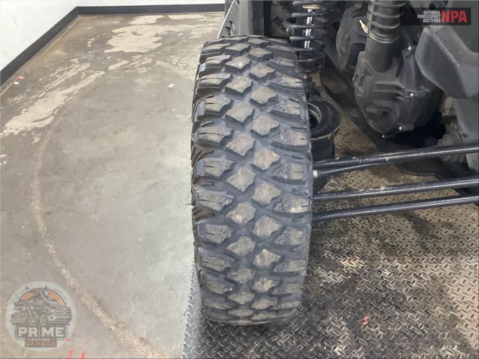 2017 Can-Am MAVERICK X3 X DS 1000R TURBO R — фото 25