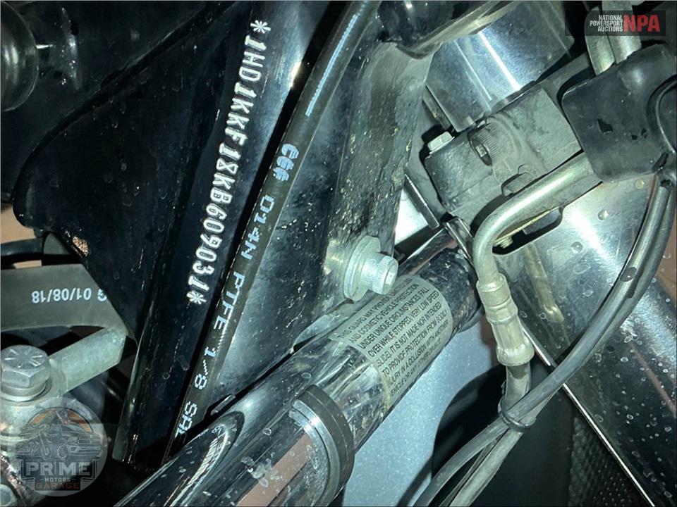 2019 Harley-Davidson FLHTKL ULTRA LIMITED LOW — фото 12