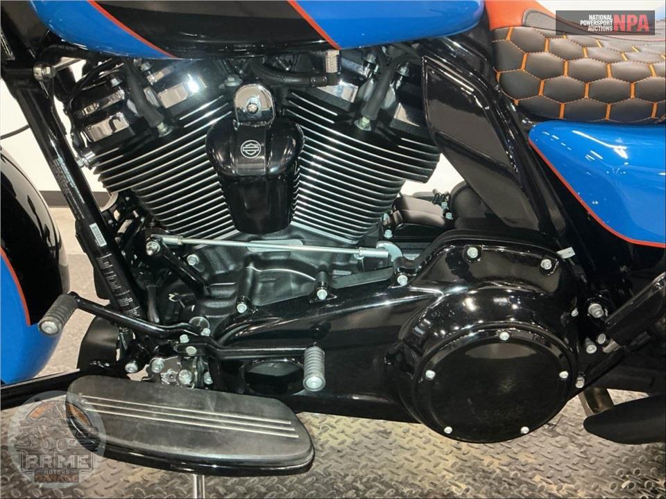 2018 Harley-Davidson FLHXS STREET GLIDE SPECIAL — фото 6