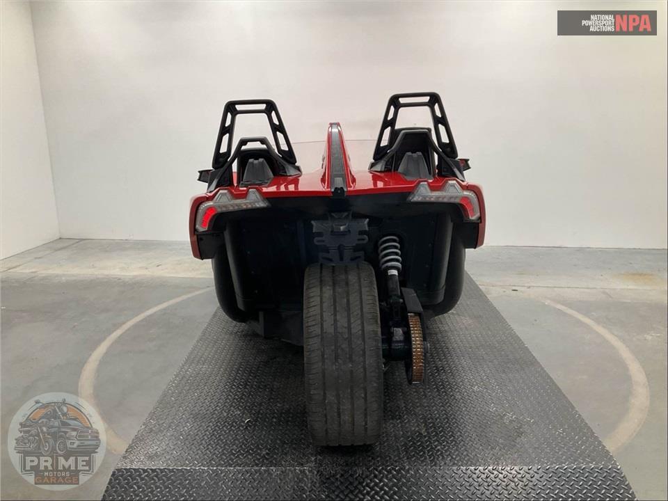 2021 Polaris SLINGSHOT SL AUTODRIVE — фото 4