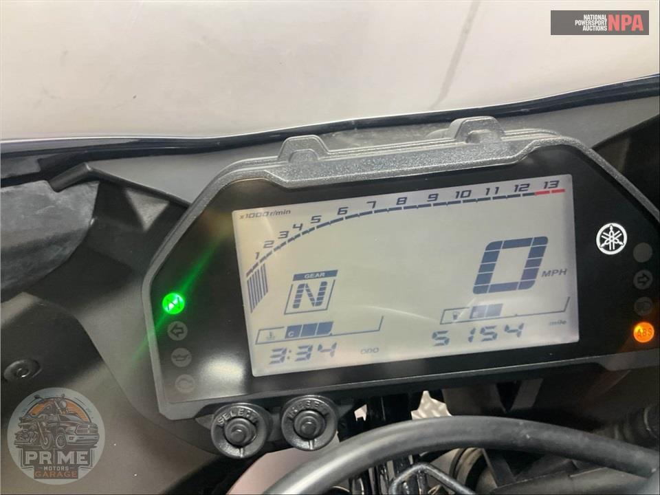 2021 Yamaha YZF-R3 — фото 8