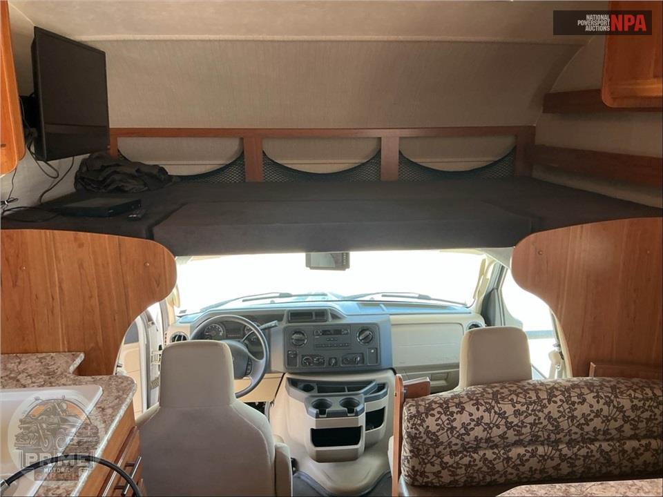 2017 Jayco M-23 XM FORD E450 - REDHAWK SERIES — фото 15